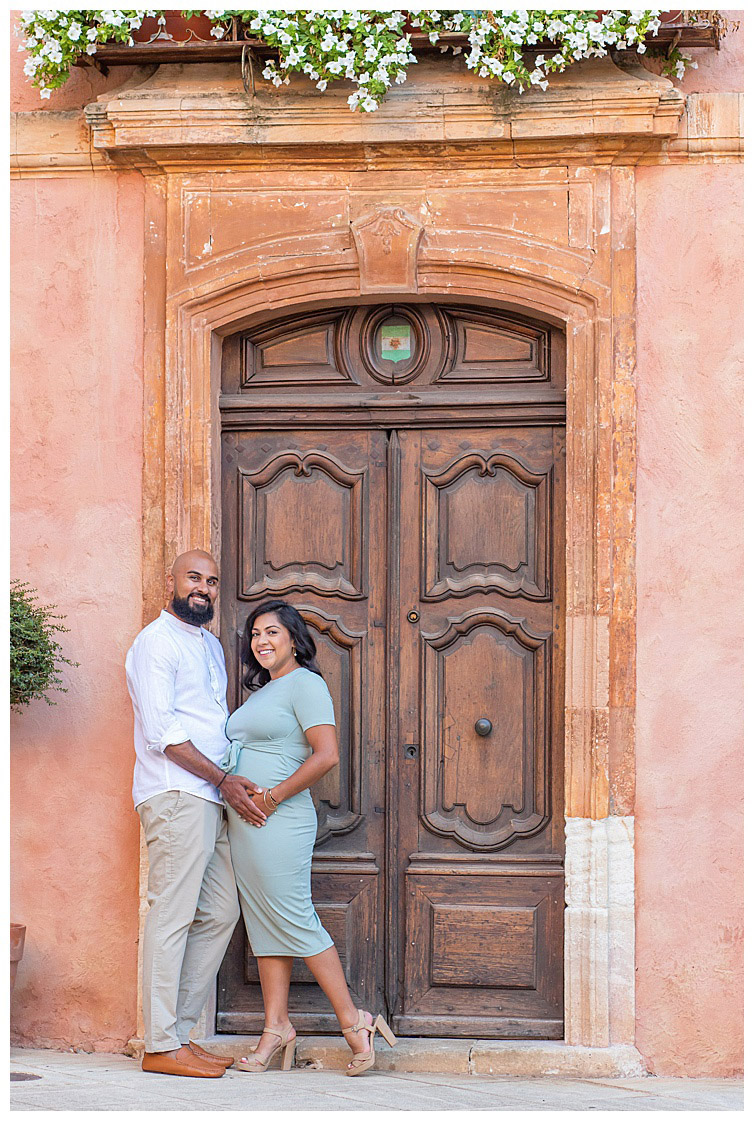 Marie Calfopoulos photographer Provence photo session family couple maternity Roussillon Luberon