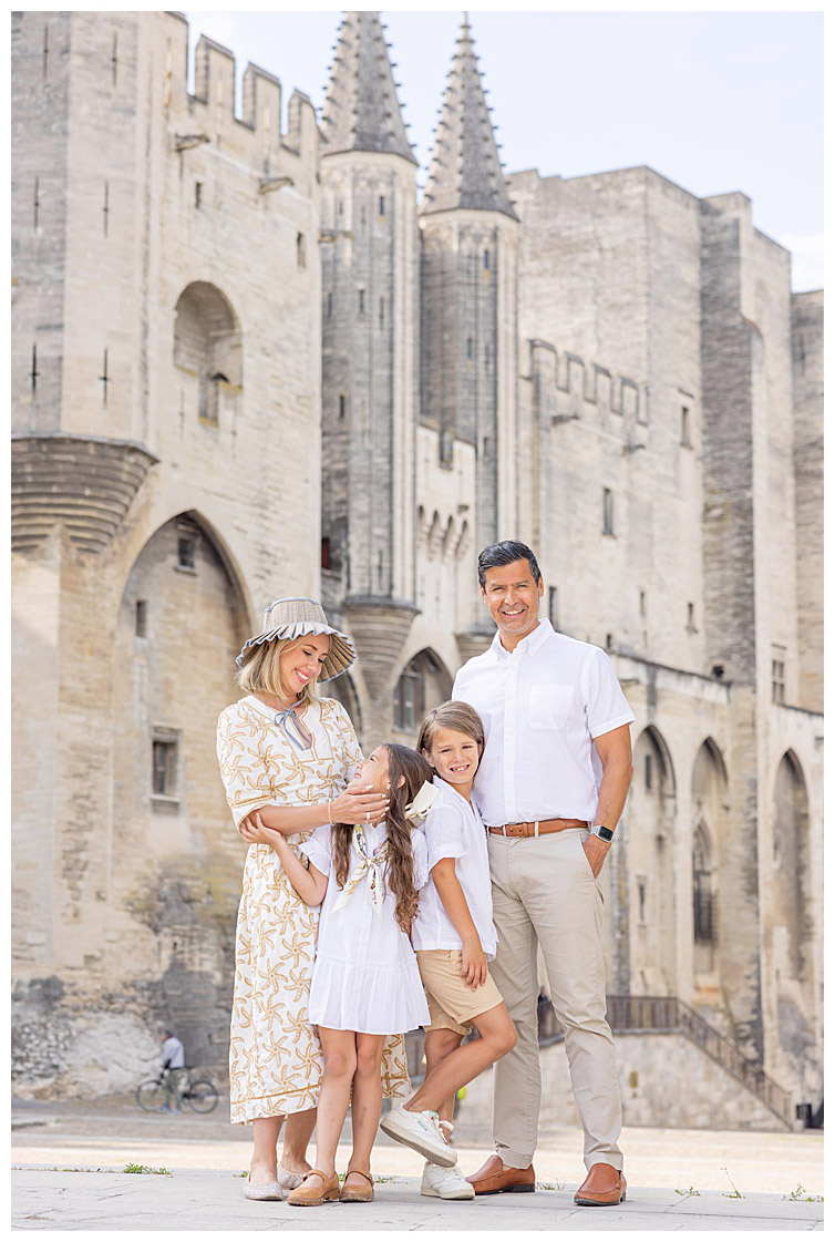 Marie Calfopoulos photographer Provence photo session family Luberon Avignon