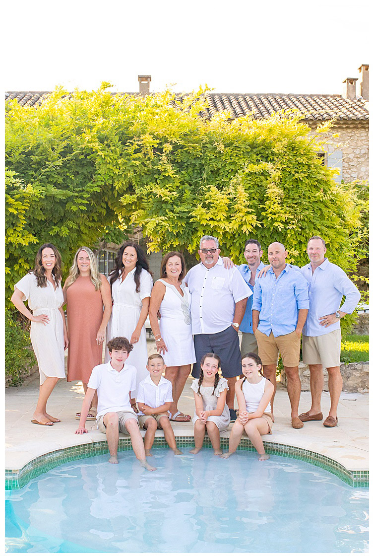 Marie Calfopoulos photographer Provence photo session family luberon Avignon rental home VRBO