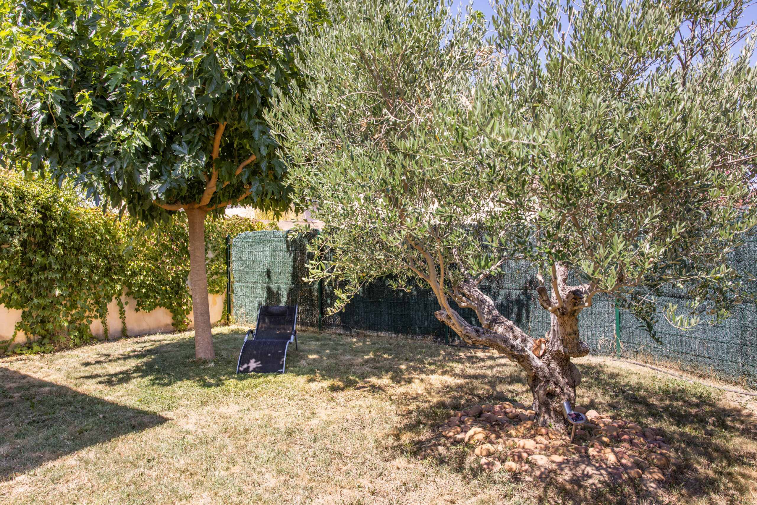 Location de vacances à Orange | Maison avec jardin proche du Théâtre Antique – La Villa Galini